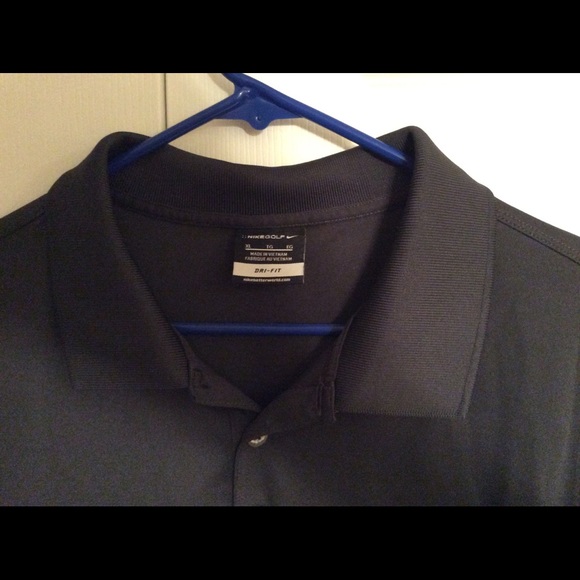 Nikegolf Shark Men’s Shirt - Picture 3 of 5